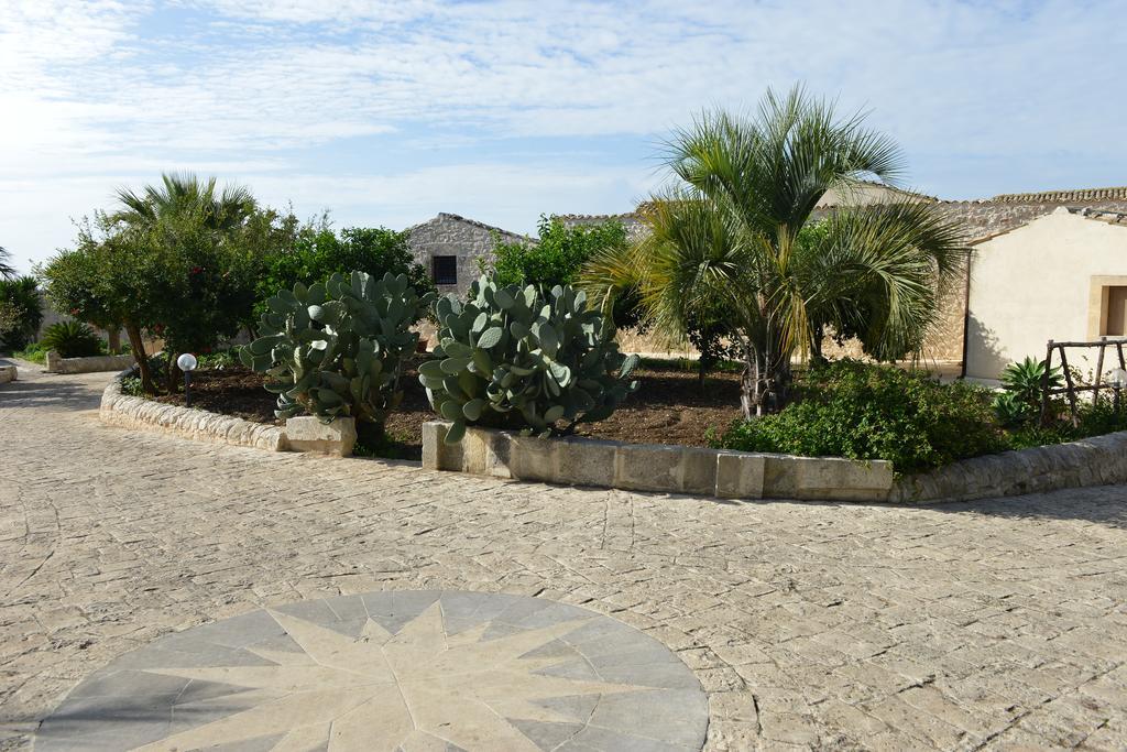 Relais Cimilla B&B Ragusa Exterior photo